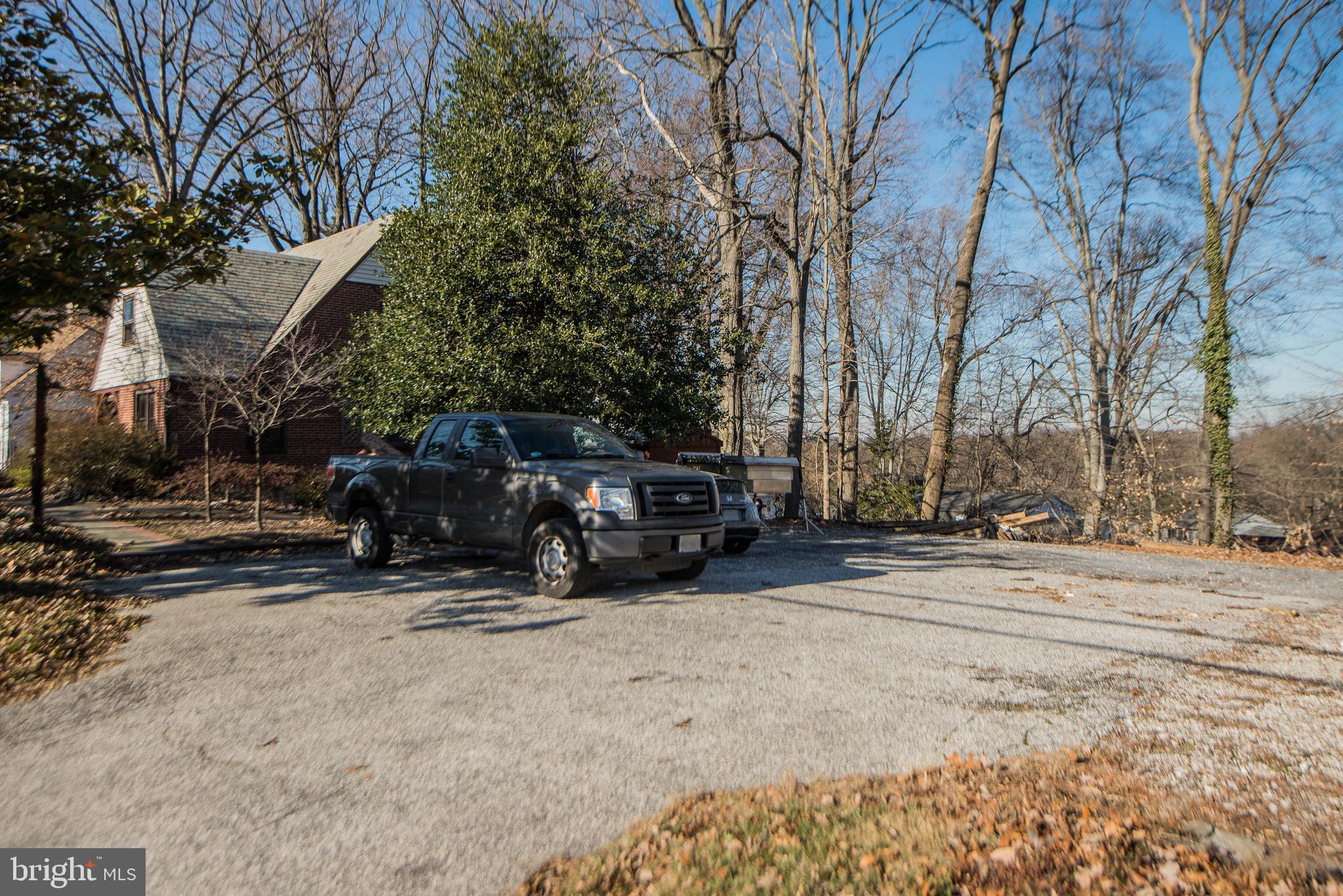 410 East Joppa Road Towson, MD 21286 - Photo 24 of 24 Parking Lot conveys deeded separate park 10+ cars