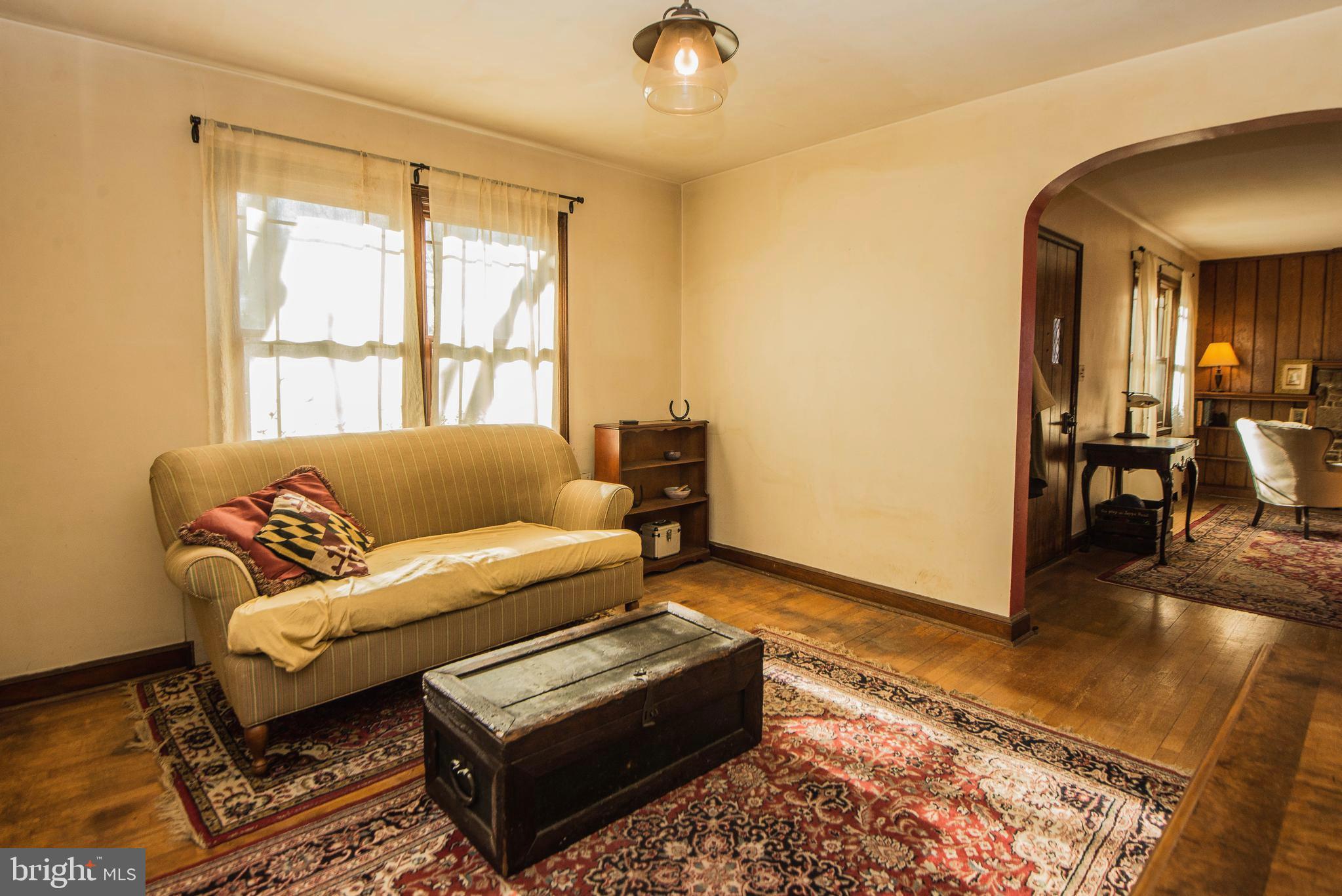 410 East Joppa Road Towson, MD 21286 - Photo 6 of 24 Sizable DR or Family Room open to LR and office