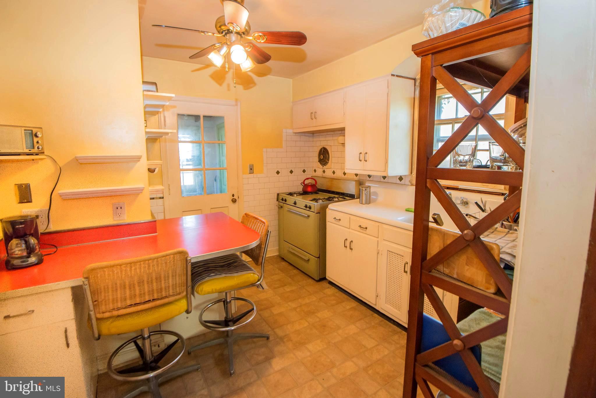410 East Joppa Road Towson, MD 21286 - Photo 7 of 24 Eat In Kitchen with charming side porch