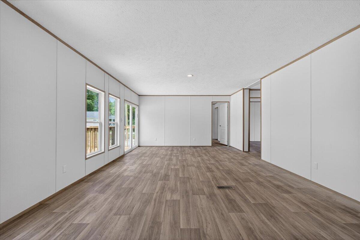 1185 Forty-One Road St. Stephen, SC 29479 - Photo 17 of 54 20-Square One Team - DSC05046