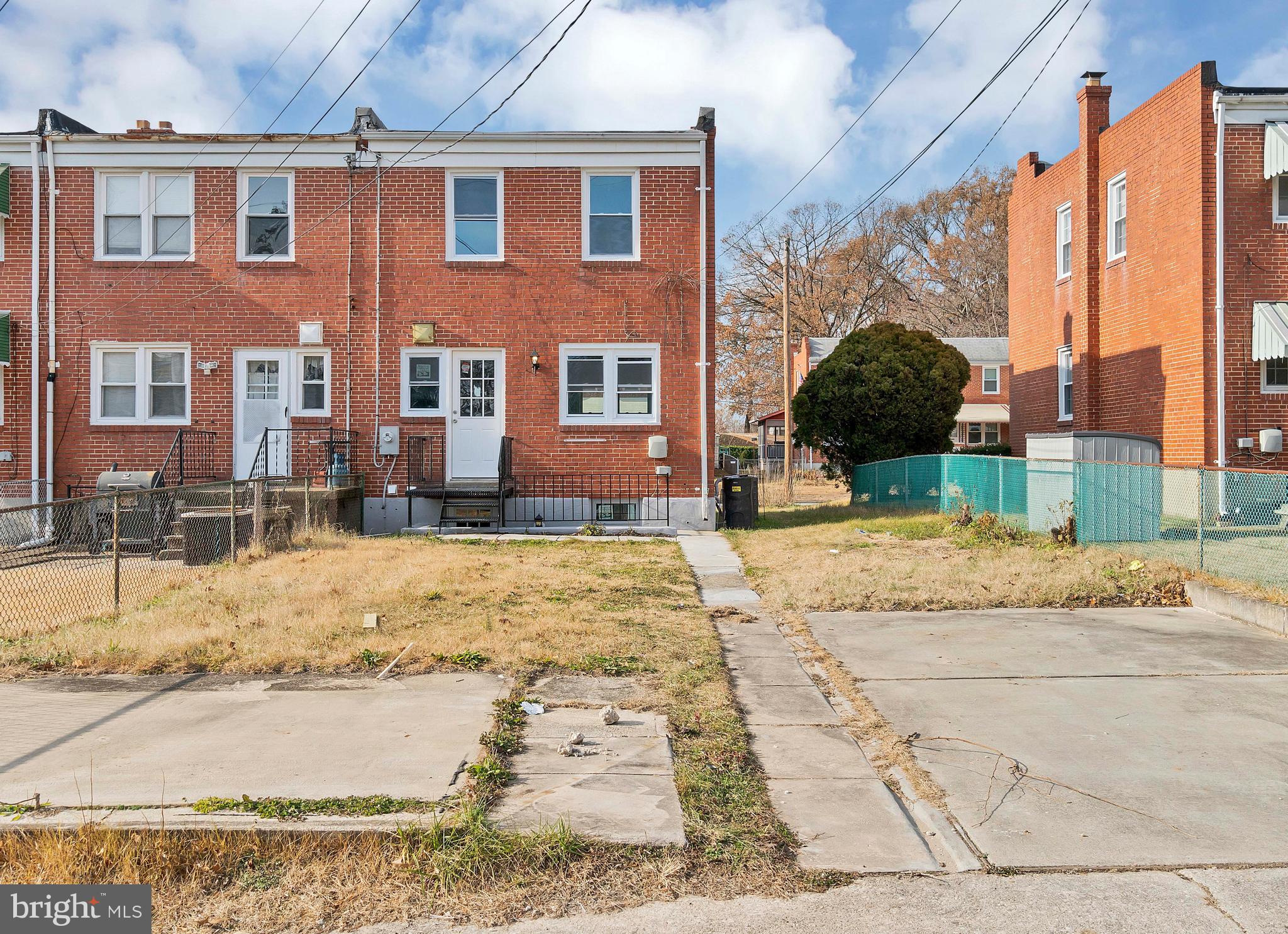 327 Leeanne Road Baltimore, MD 21221 - Photo 33 of 34 Exterior Rear