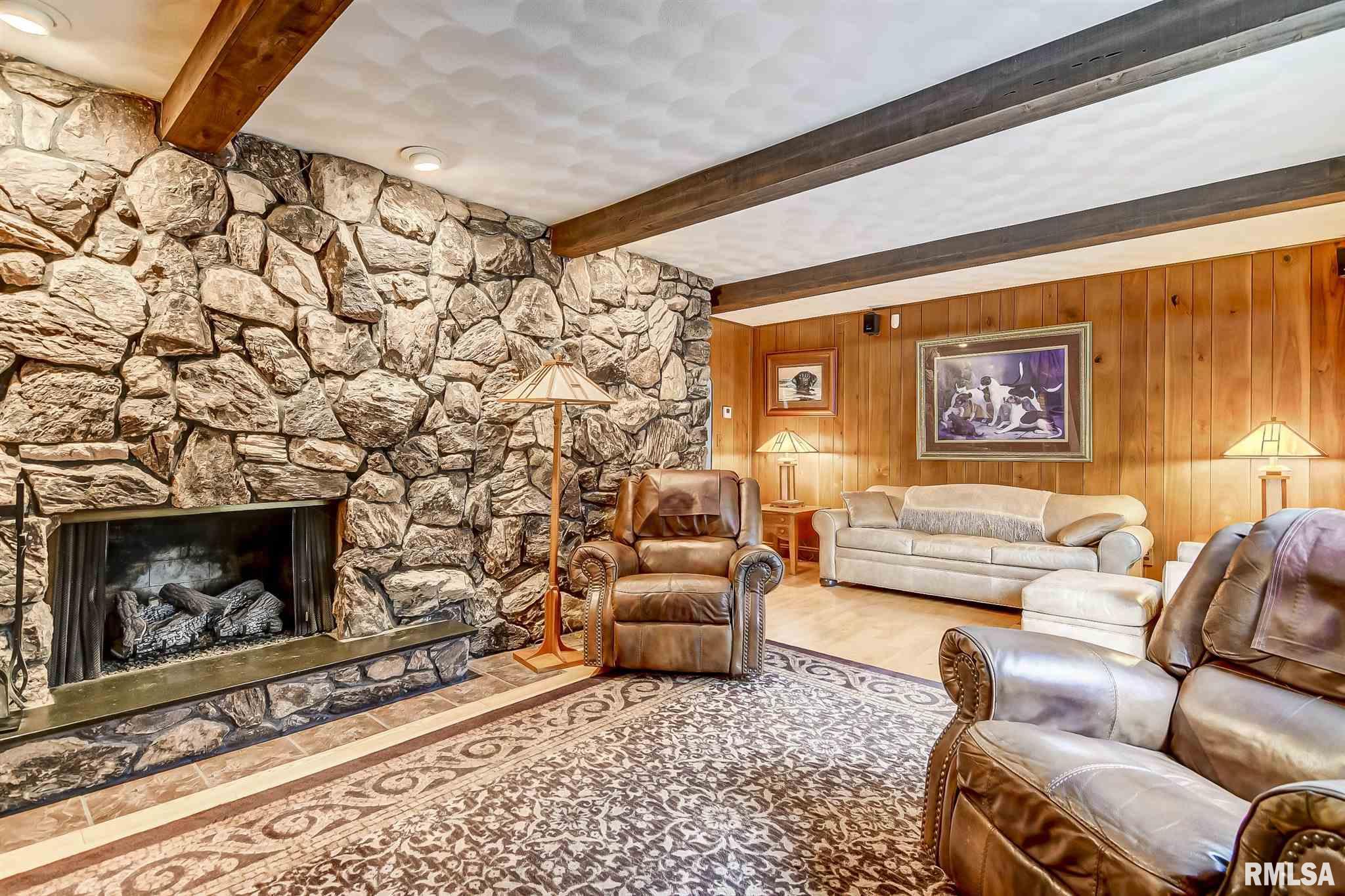 5718 Barlow Road Sherman, IL 62684 - Photo 14 of 47 Gallery Image 14