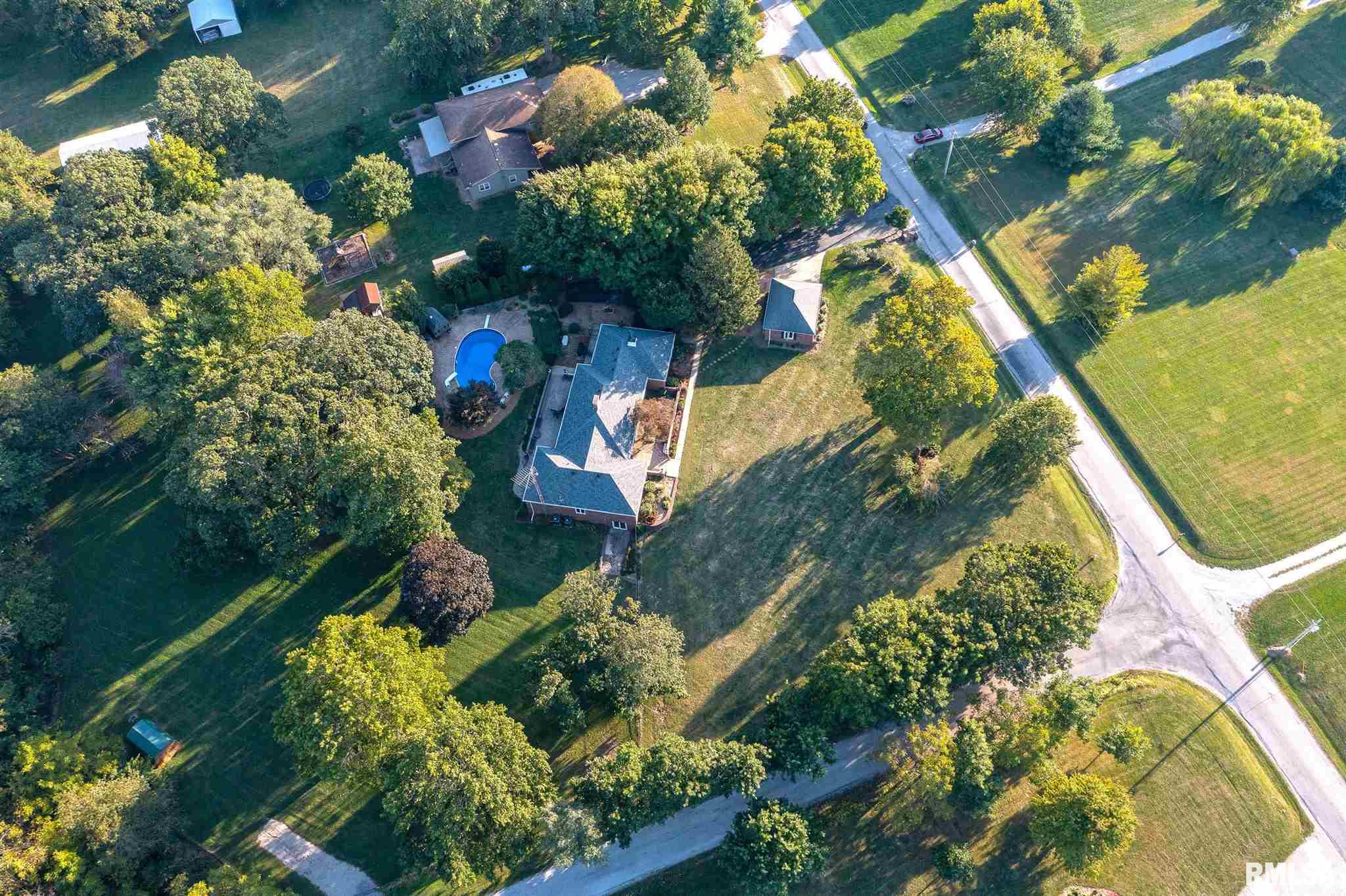 5718 Barlow Road Sherman, IL 62684 - Photo 41 of 47 Gallery Image 41