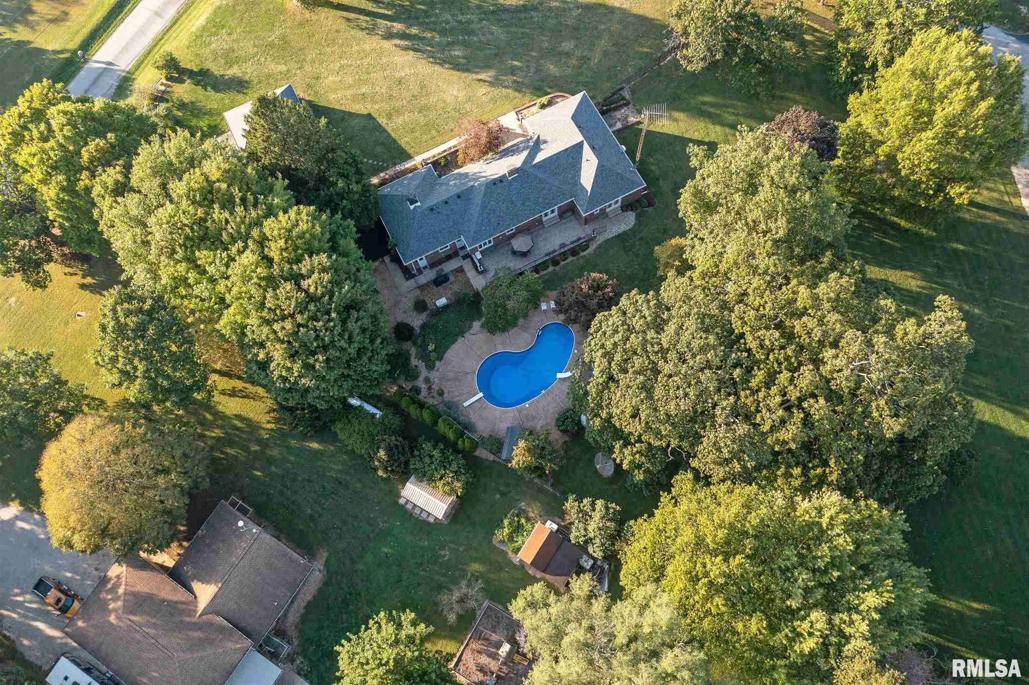 5718 Barlow Road Sherman, IL 62684 - Photo 43 of 47 Gallery Image 43