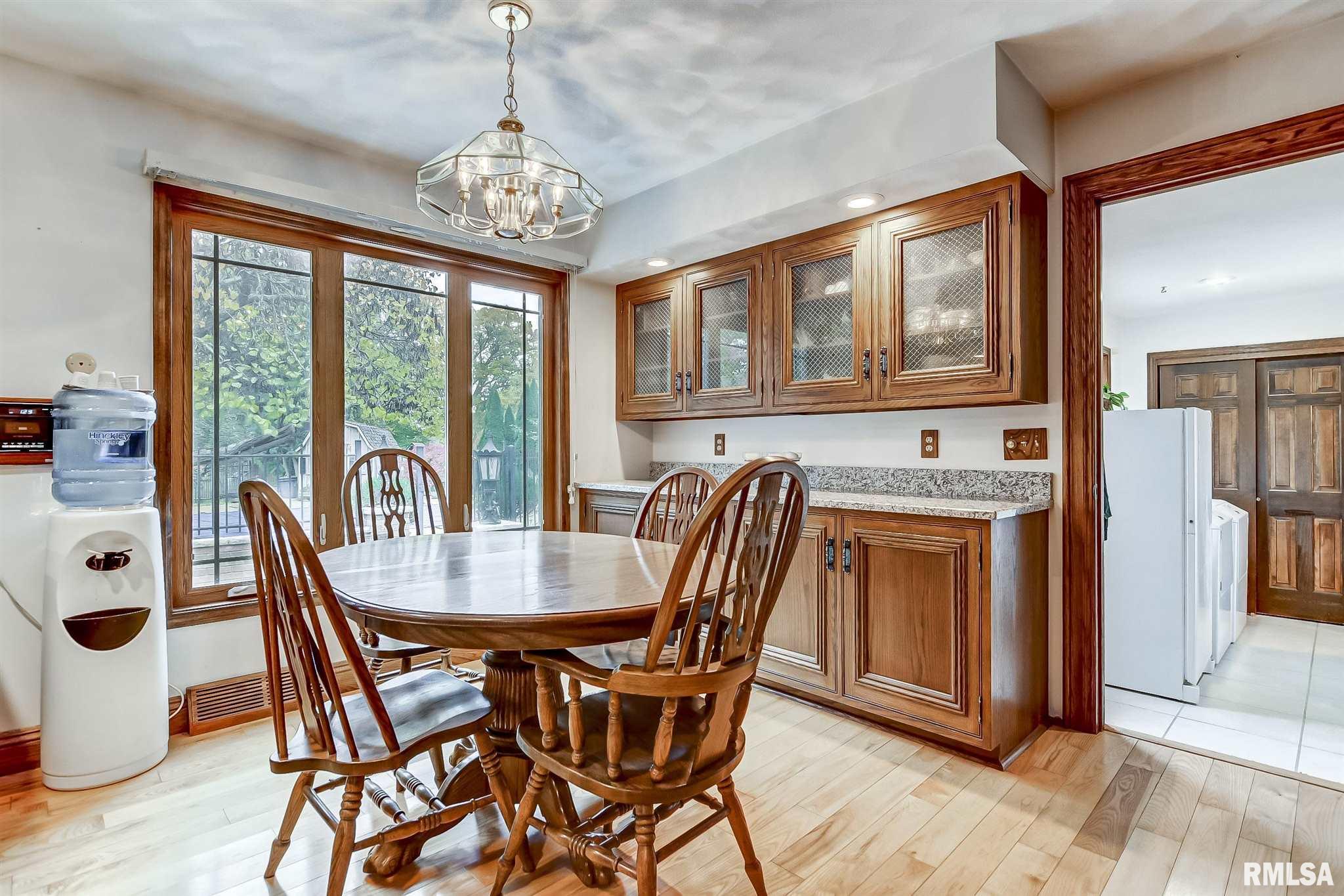 5718 Barlow Road Sherman, IL 62684 - Photo 10 of 47 Gallery Image 10