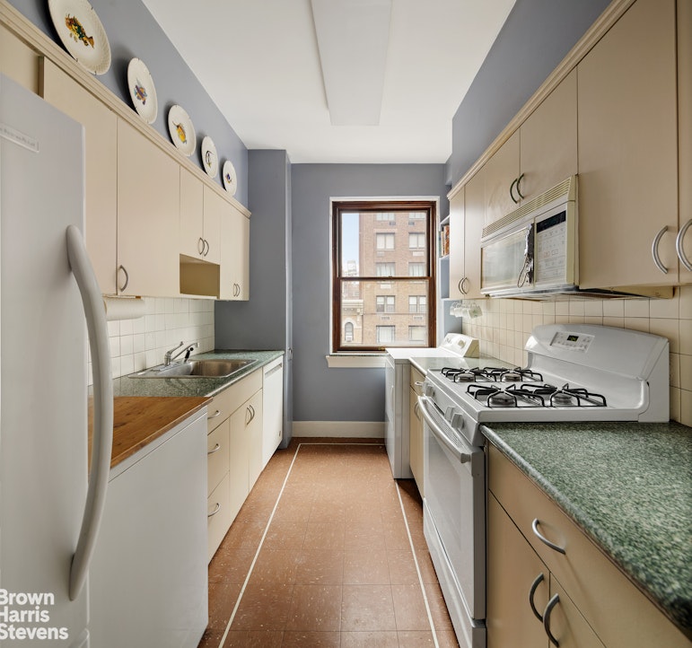 350 East 57th Street, Unit 7B Manhattan, NY 10022 - Photo 5 of 13