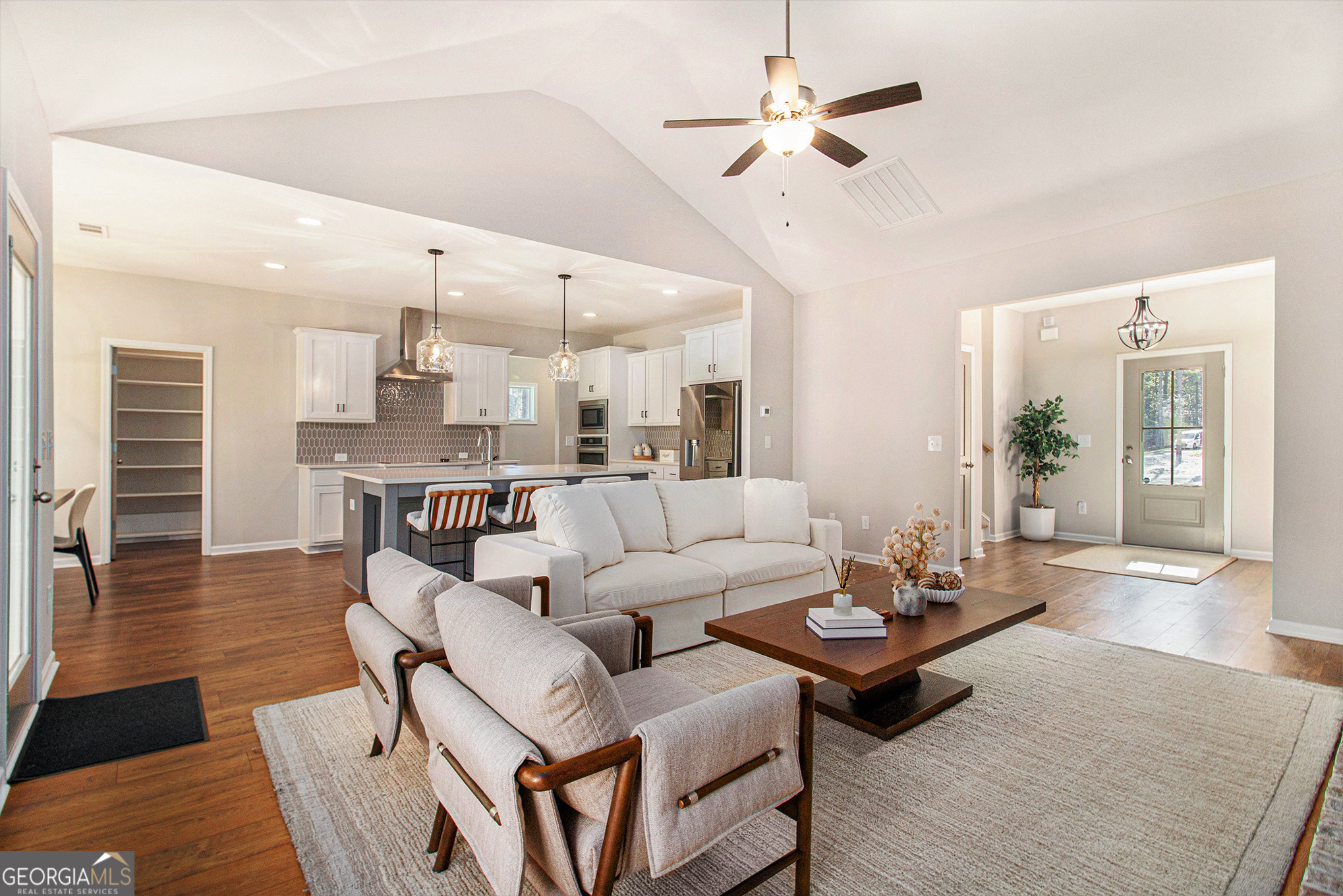 196 Beavers Road Grantville, GA 30220 - Photo 4 of 27