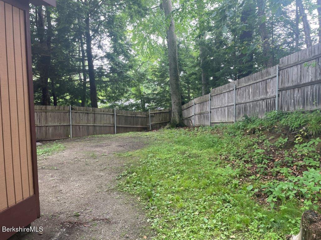 21 Woodleigh Road Pittsfield, MA 01201 - Photo 21 of 27 20260623_192502603_iOS