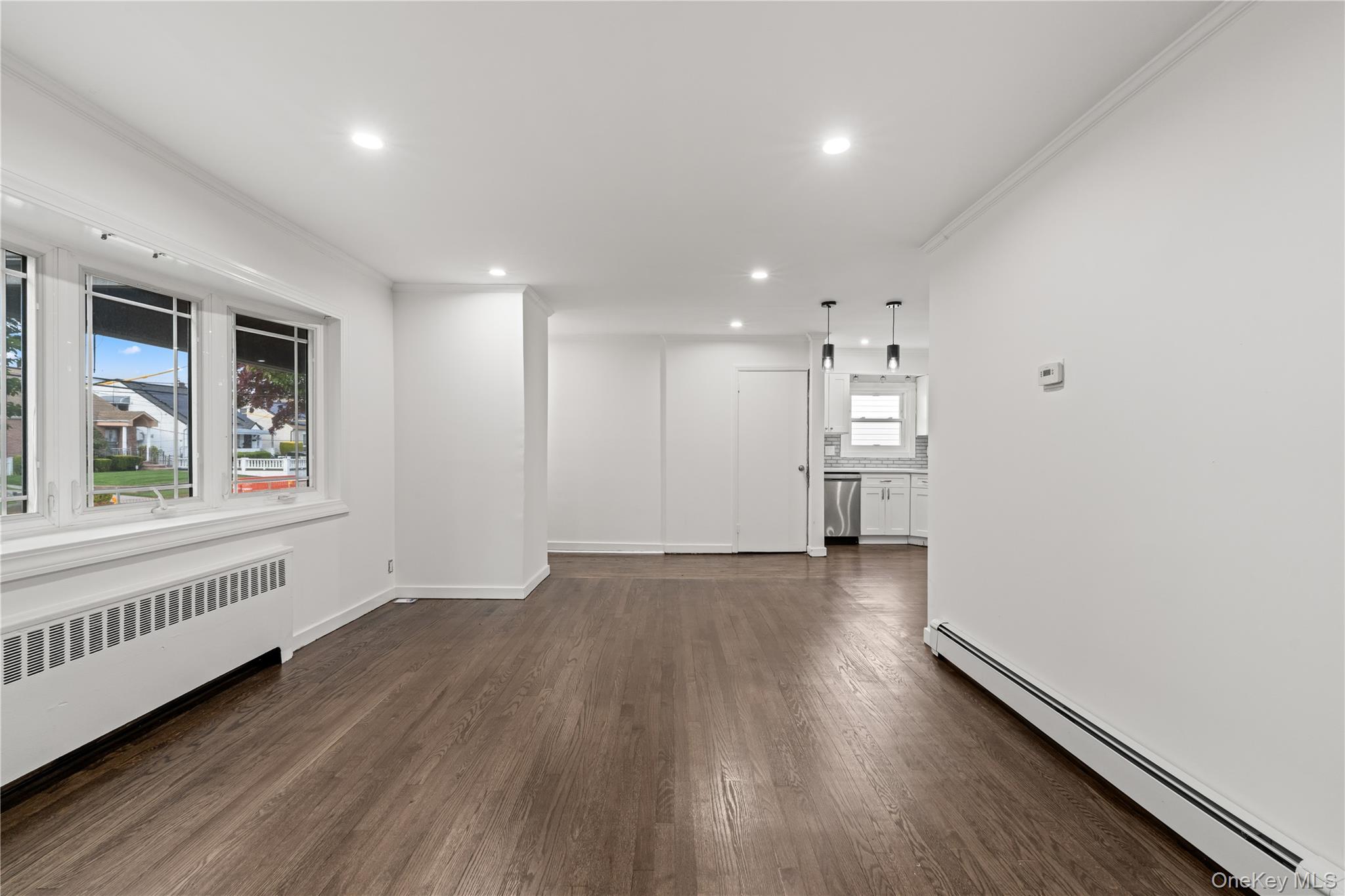 259-08 147th Road Queens, NY 11422 - Photo 6 of 17 Gallery Image 6