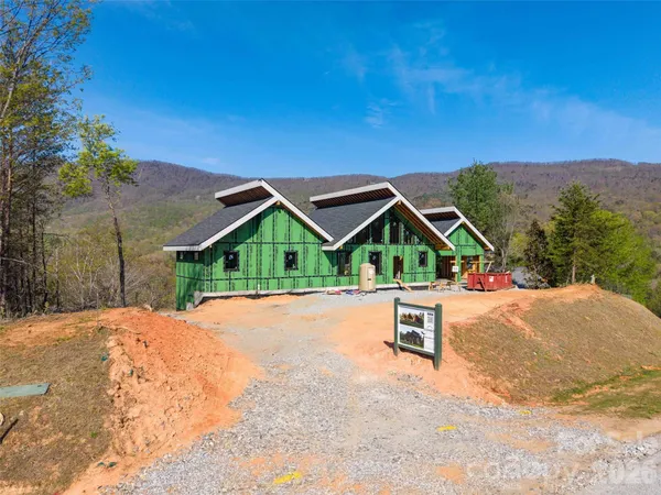 $3,224,000 | 788 Deep Gap Farm Road East, Mill Spring, NC 28756