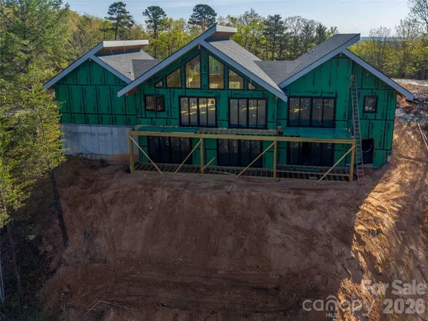 $3,224,000 | 788 Deep Gap Farm Road East, Mill Spring, NC 28756