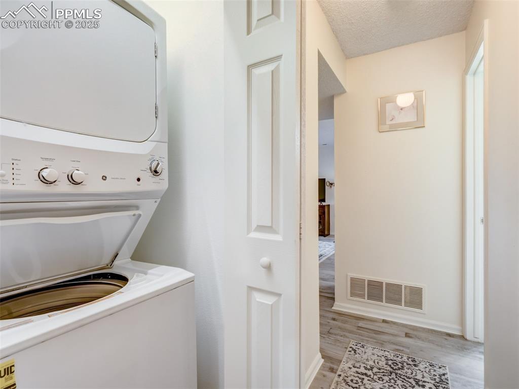 842 Tenderfoot Hill Road, Unit 1 Colorado Springs, CO 80906 - Photo 39 of 41 a utility room with dryer and washer