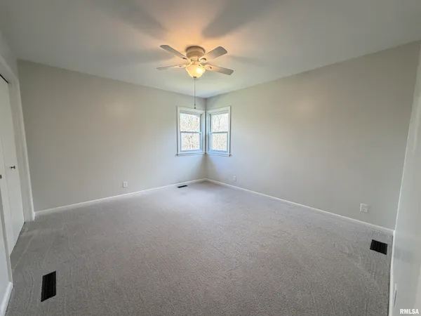 $325,000 | 1890 Sunrise Drive, Galesburg, IL 61401