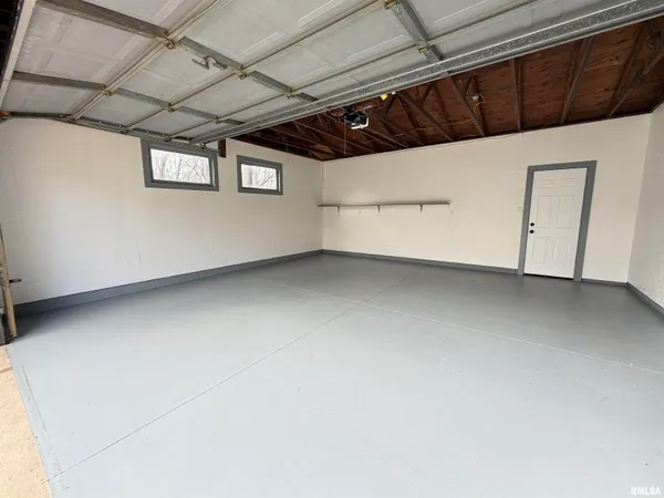 $325,000 | 1890 Sunrise Drive, Galesburg, IL 61401