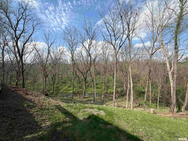 $325,000 | 1890 Sunrise Drive, Galesburg, IL 61401