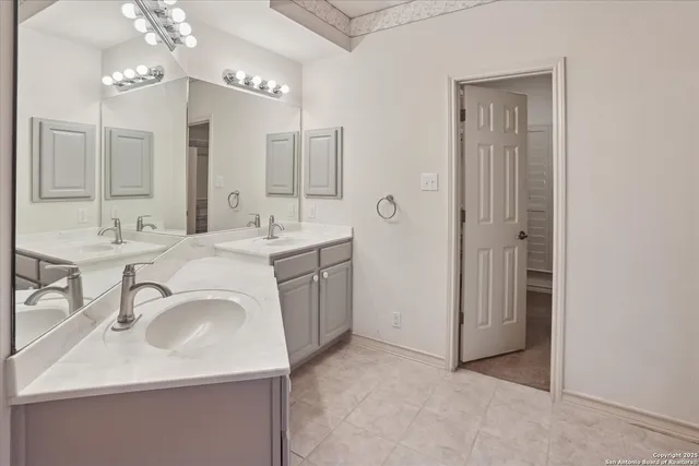 $570,000 | 24207 Bear Mountain, San Antonio, TX 78258