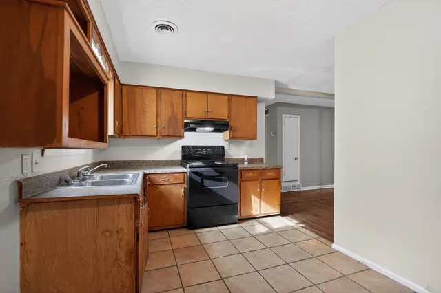 $94,900 | 3522 Mark Twain Street, Memphis, TN 38127