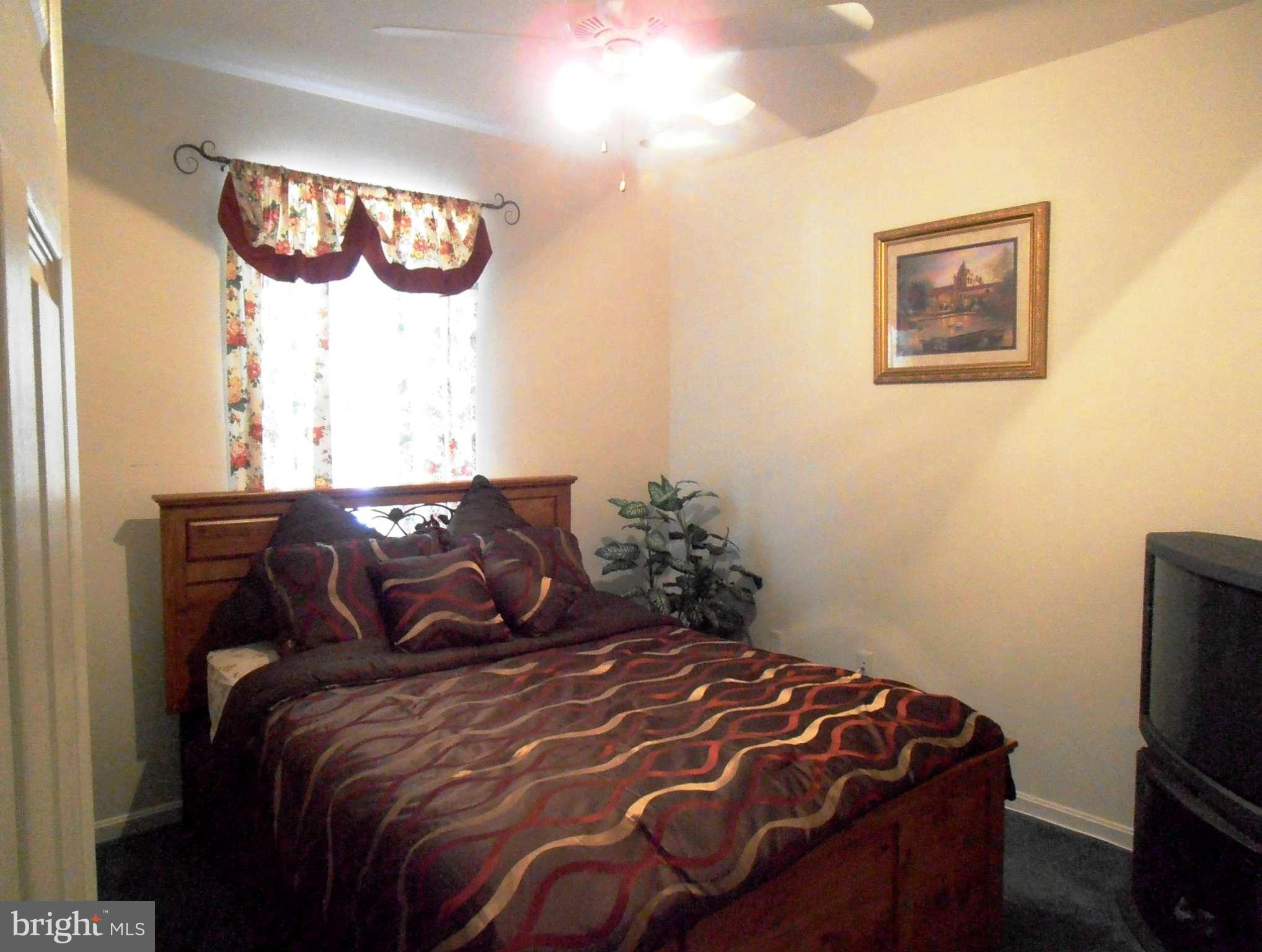 2121 Albert Rill Road Hampstead, MD 21074 - Photo 21 of 30 Den guest room