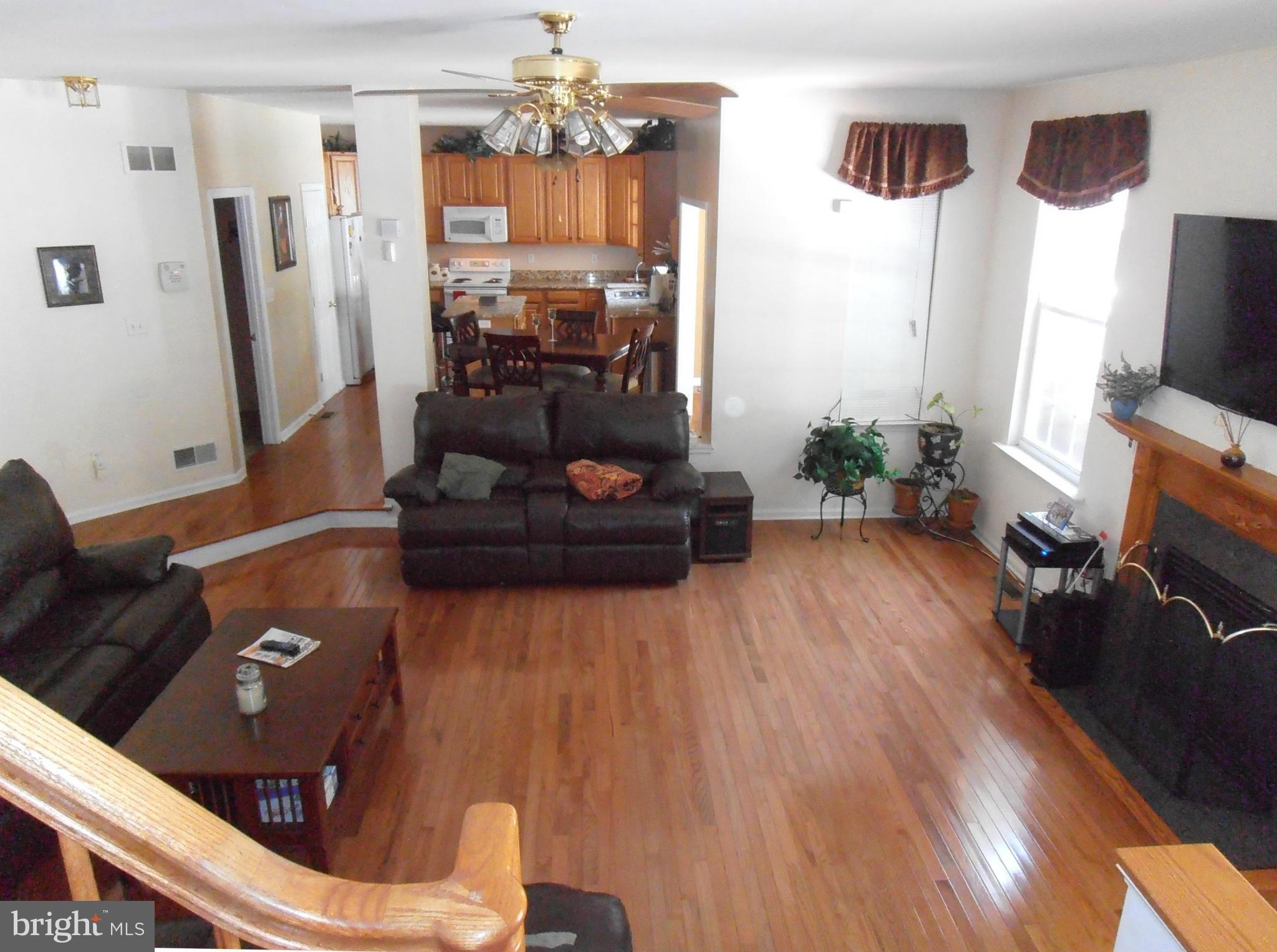 2121 Albert Rill Road Hampstead, MD 21074 - Photo 5 of 30 Family Room