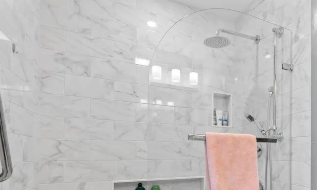 $1,699,000 | 33-30 Taylor Road, Westport Island, ME 04578