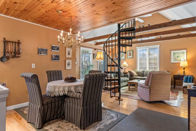 $1,699,000 | 33-30 Taylor Road, Westport Island, ME 04578