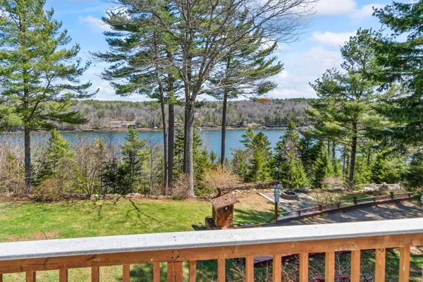 $1,595,000 | 33-30 Taylor Road, Westport Island, ME 04578