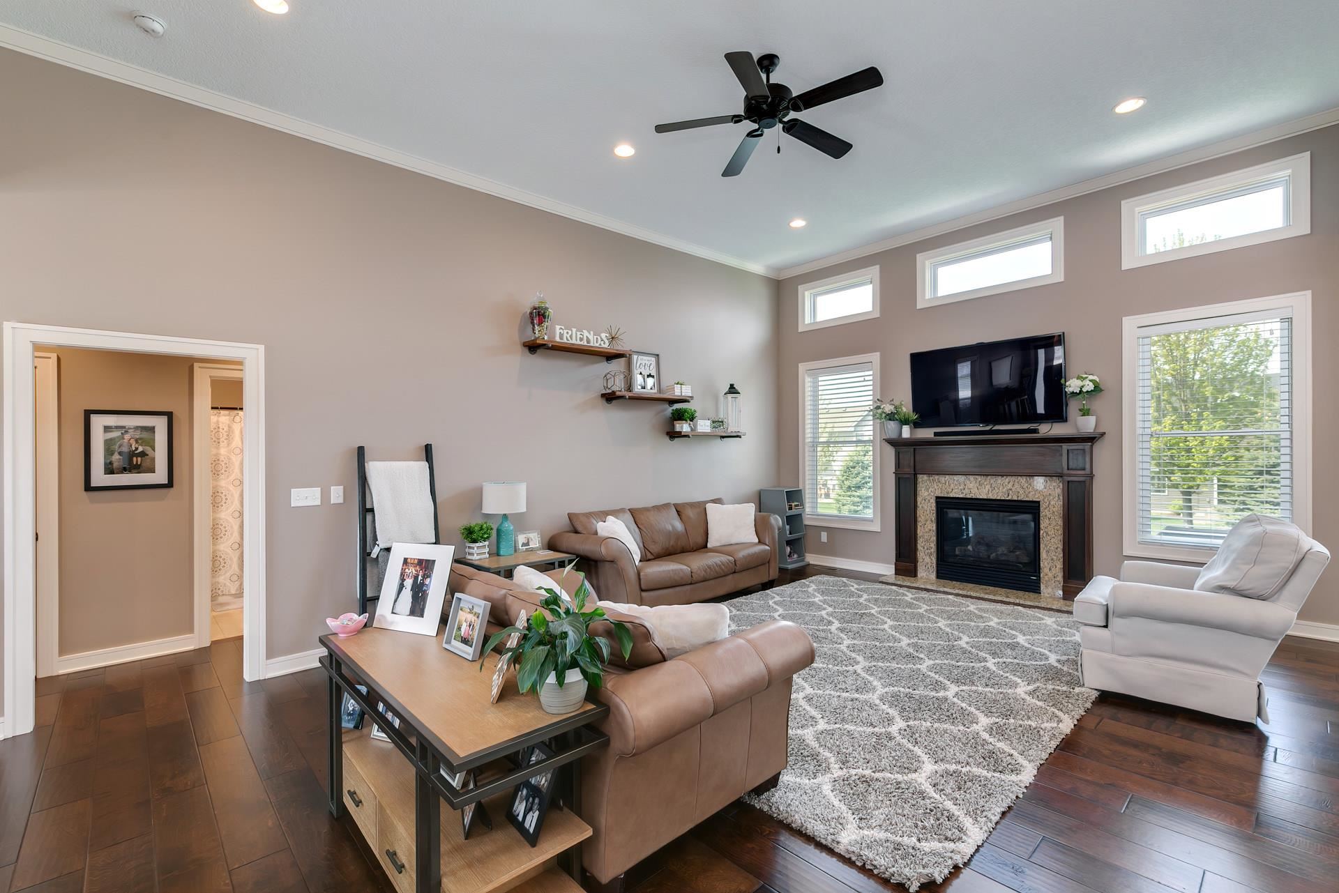 5838 Emily Road Bettendorf, IA 52722 - Photo 5 of 30 Gallery Image 5