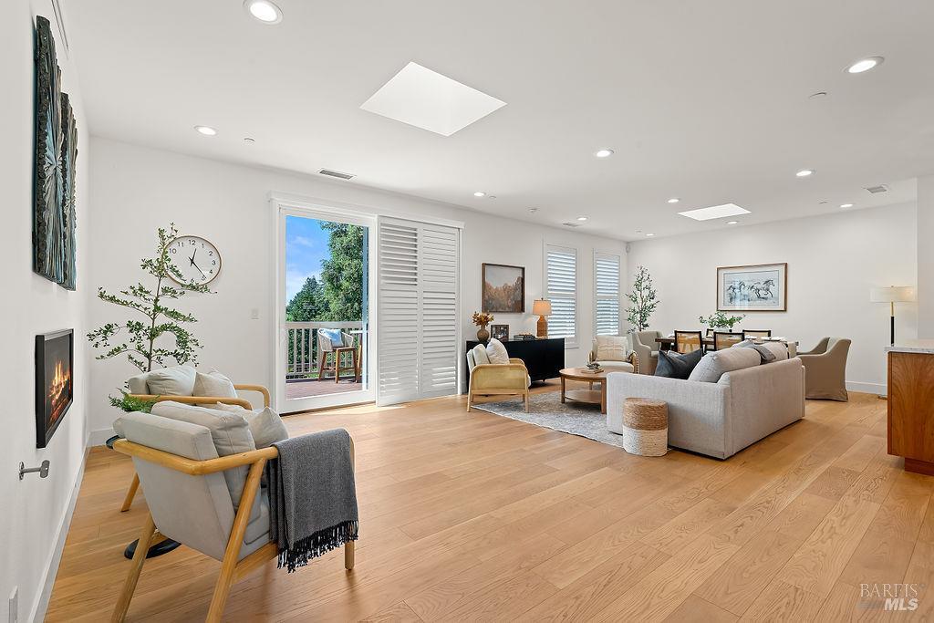 5055 Carriage Lane Santa Rosa, CA 95403 - Photo 8 of 47