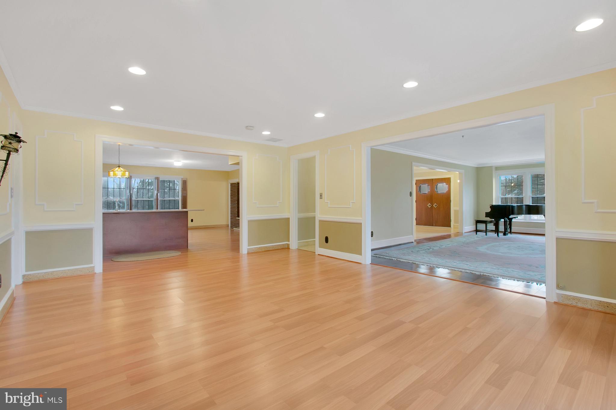 5100 Washington Street Extension Wilmington, DE 19809 - Photo 16 of 29 Family Room