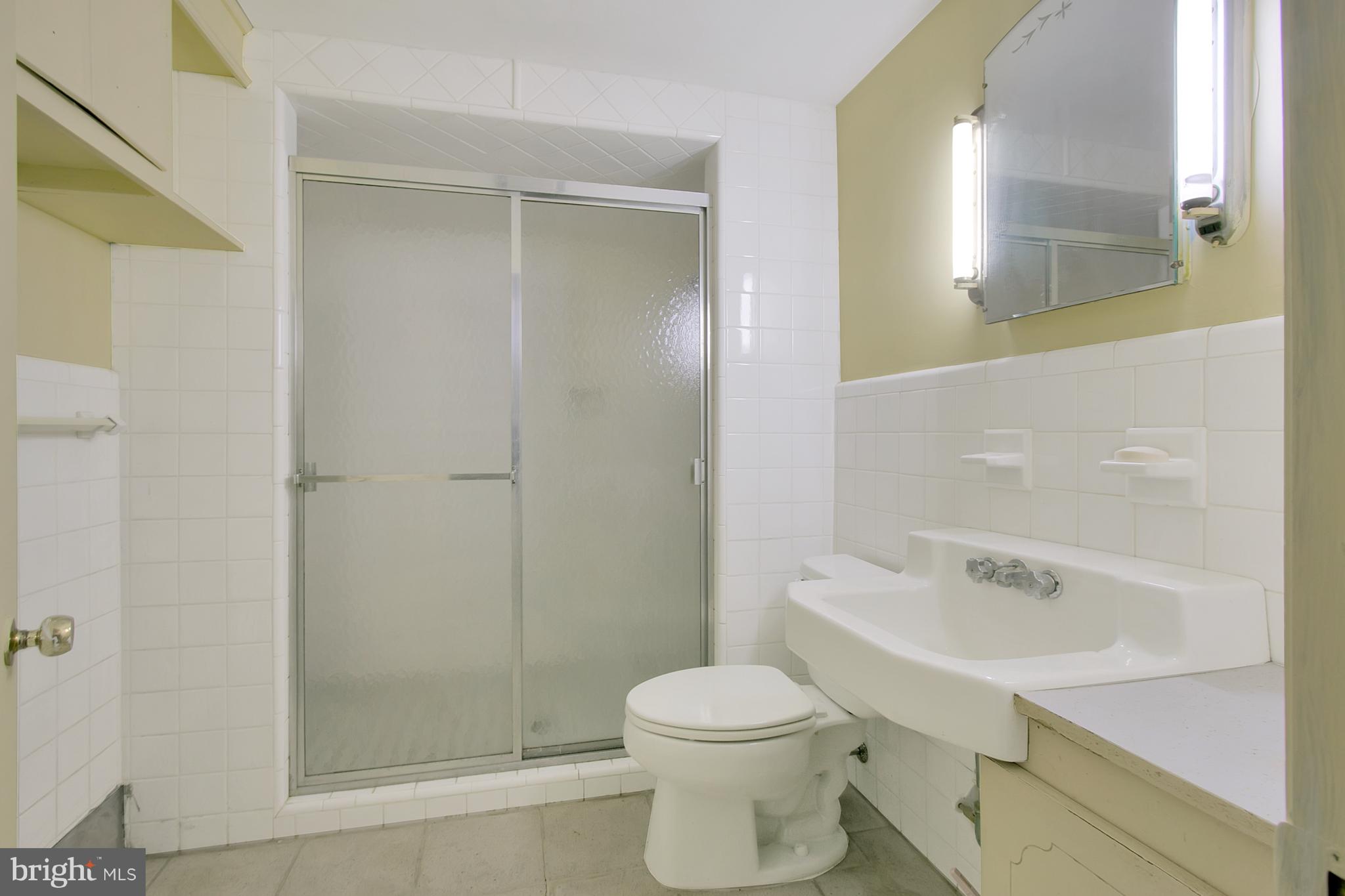 5100 Washington Street Extension Wilmington, DE 19809 - Photo 28 of 29 Lower Level Bath