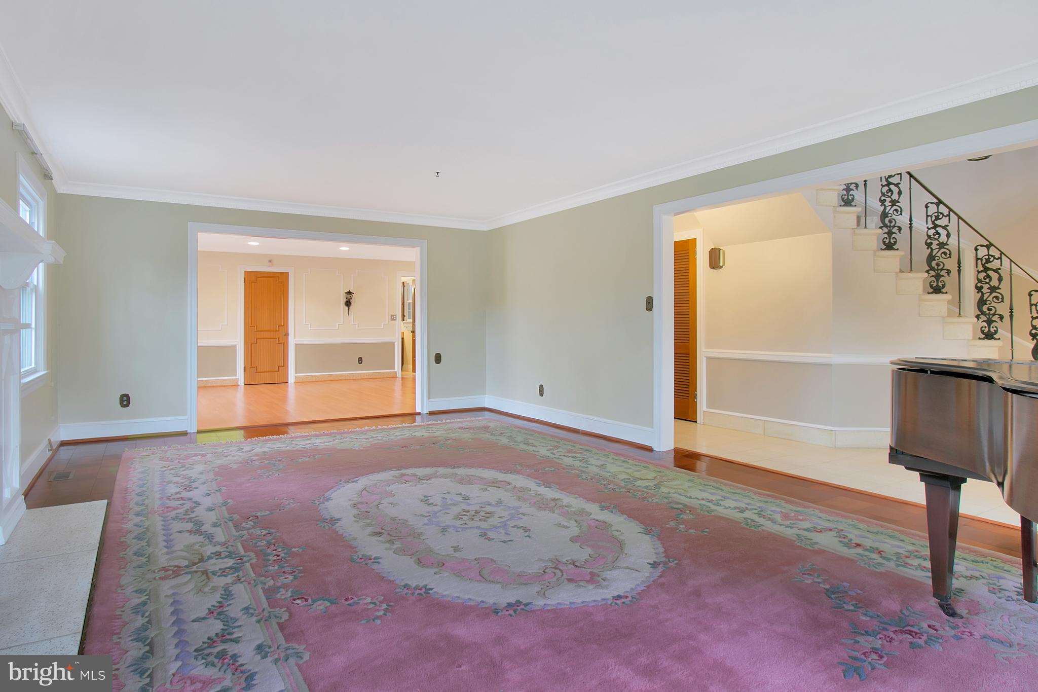 5100 Washington Street Extension Wilmington, DE 19809 - Photo 6 of 29 Living Room
