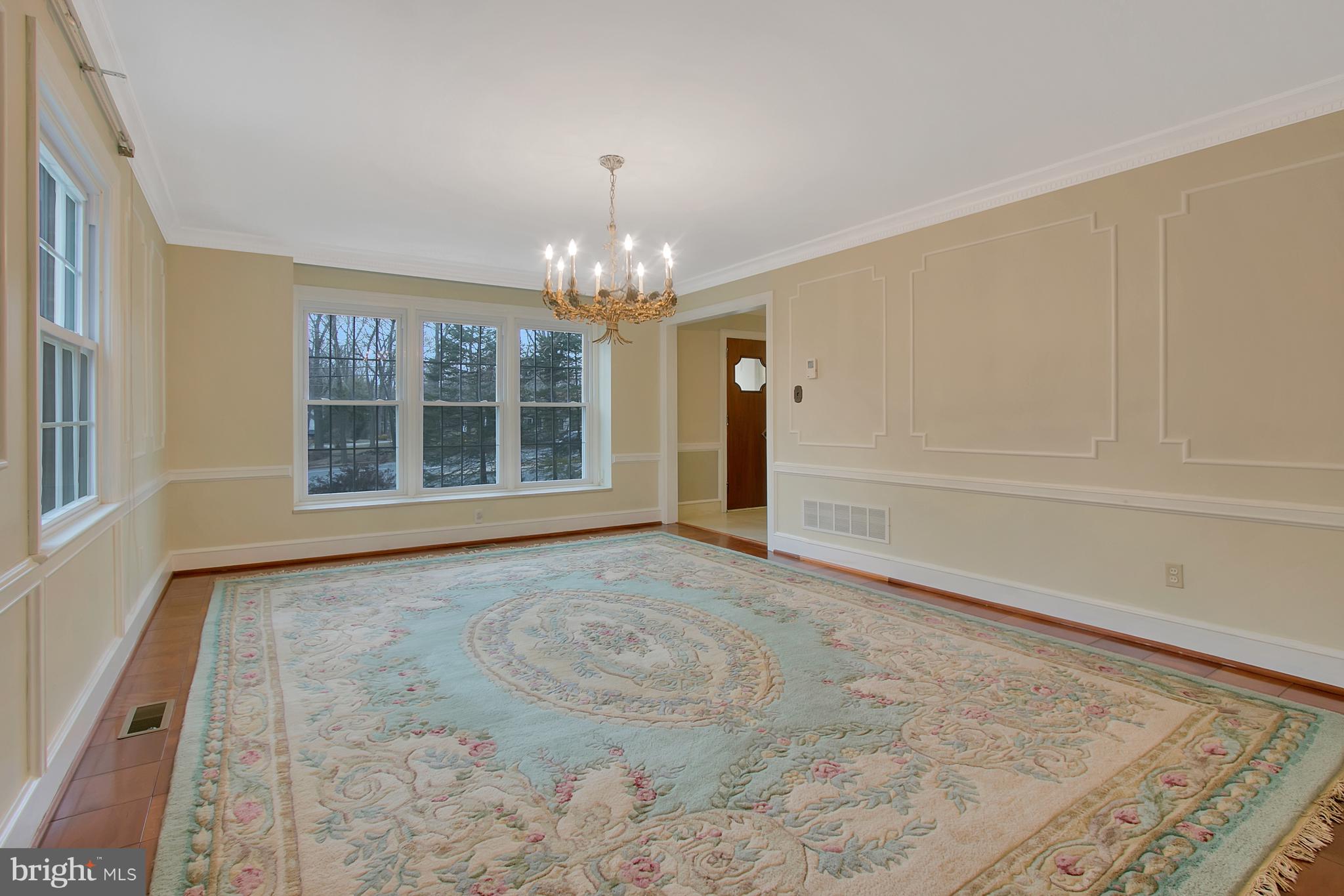 5100 Washington Street Extension Wilmington, DE 19809 - Photo 8 of 29 Dining Room
