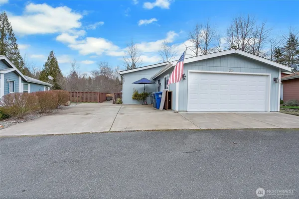 $255,000 | 6621 241st Avenue East, Unit 52, Buckley, WA 98321