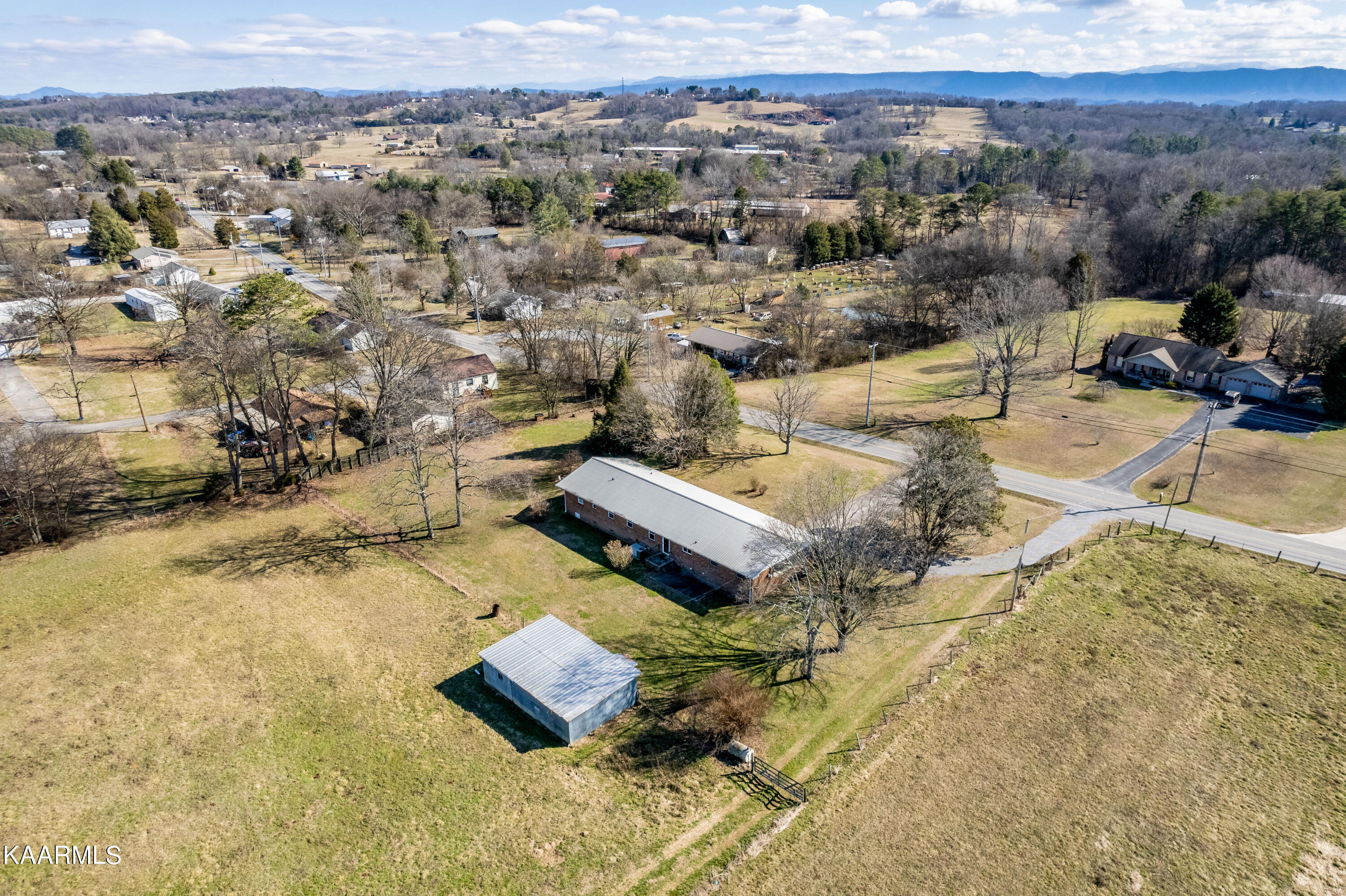 3409 Morganton Road Maryville, TN 37801 - Photo 15 of 55 3409Morgantonrd-14