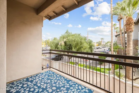 $428,000 | 2019 East Campbell Avenue, Unit 121, Phoenix, AZ 85016