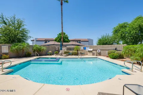 $428,000 | 2019 East Campbell Avenue, Unit 121, Phoenix, AZ 85016
