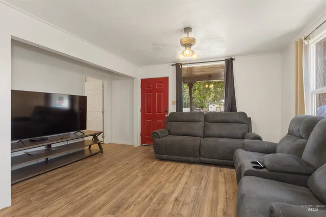 $254,900 | 861 8th Avenue North, Payette, ID 83661