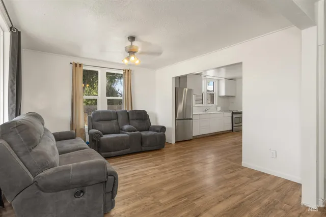 $254,900 | 861 8th Avenue North, Payette, ID 83661