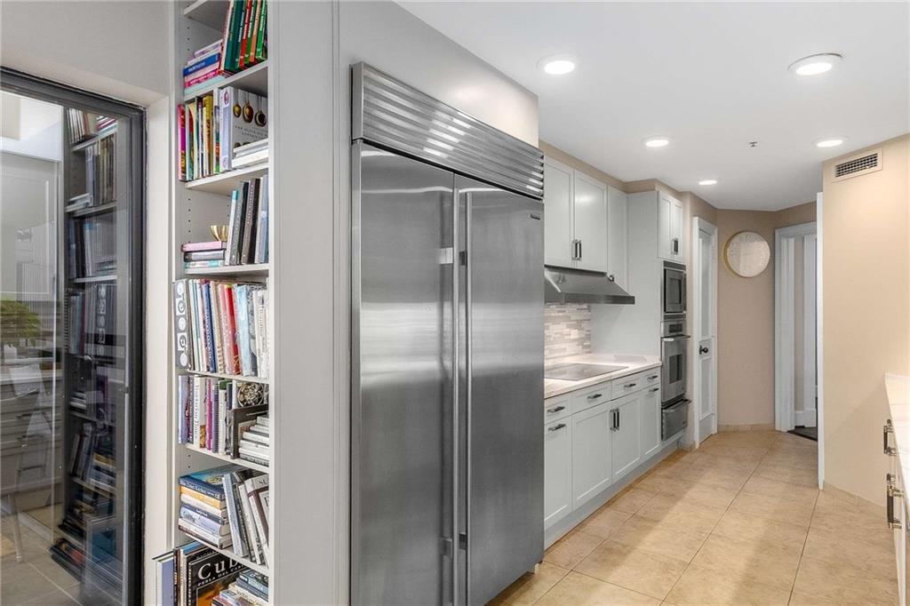 2660 Peachtree Road Northwest, Unit 13F Atlanta, GA 30305 - Photo 15 of 40