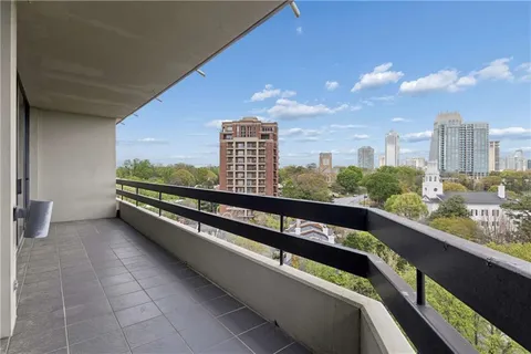 $1,100,000 | 2660 Peachtree Road Northwest, Unit 13F, Atlanta, GA 30305