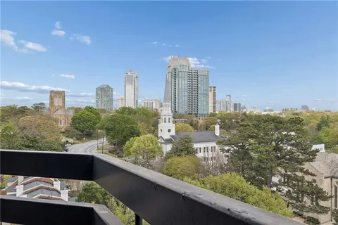 $1,100,000 | 2660 Peachtree Road Northwest, Unit 13F, Atlanta, GA 30305
