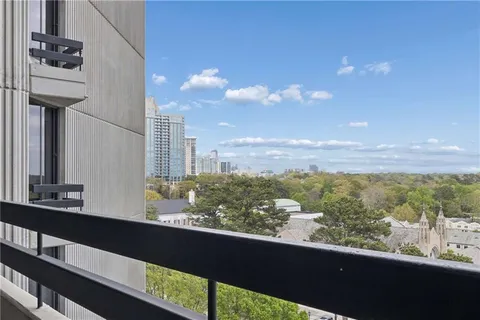 $1,100,000 | 2660 Peachtree Road Northwest, Unit 13F, Atlanta, GA 30305