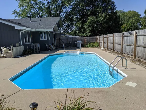 $425,000 | 3211 Wild Oaks Court, Joliet, IL 60431
