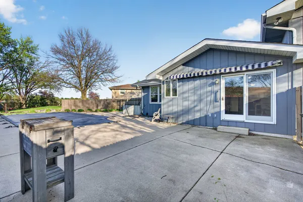 $425,000 | 3211 Wild Oaks Court, Joliet, IL 60431