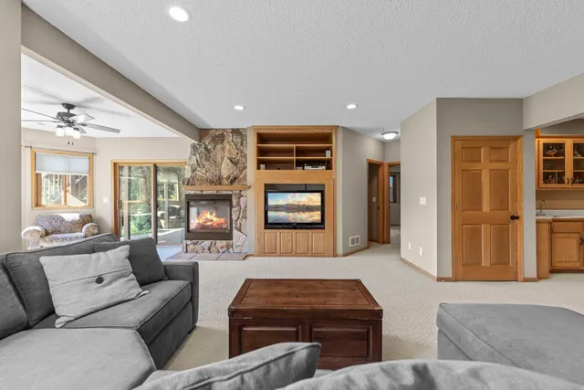 $764,900 | 2226 Flora Court, Hugo, MN 55038