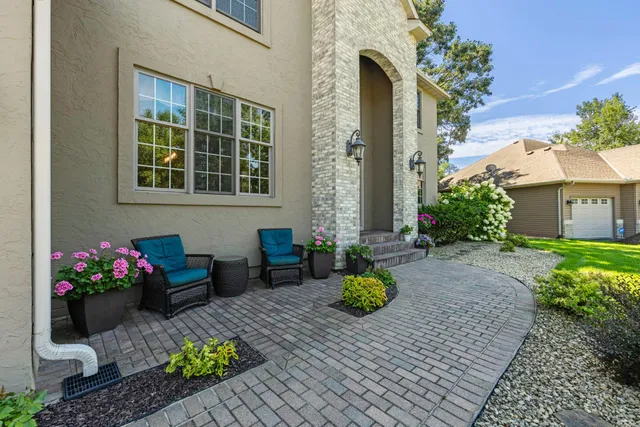 $764,900 | 2226 Flora Court, Hugo, MN 55038