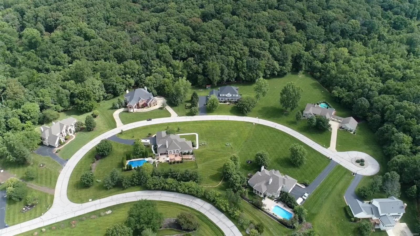 1326 Ridgetree Trails Court Wildwood, MO 63021 - Photo 3 of 61 Gallery Image 3