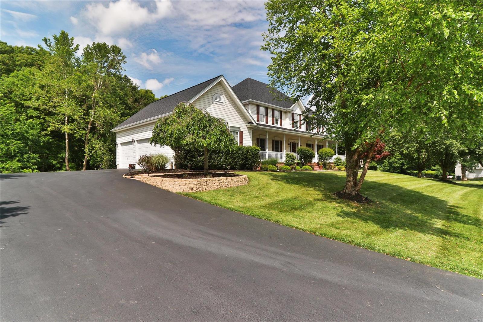 1326 Ridgetree Trails Court Wildwood, MO 63021 - Photo 4 of 61 Gallery Image 4