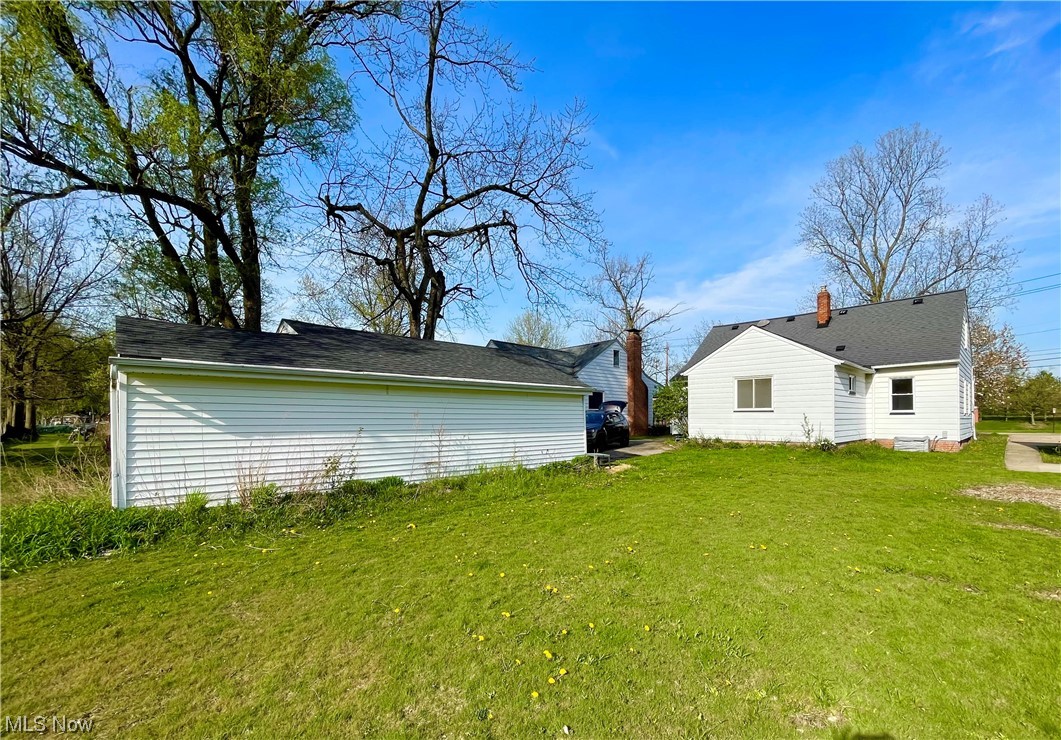 1580 Brainard Road Lyndhurst, OH 44124 - Photo 19 of 20 Garage roof 2016