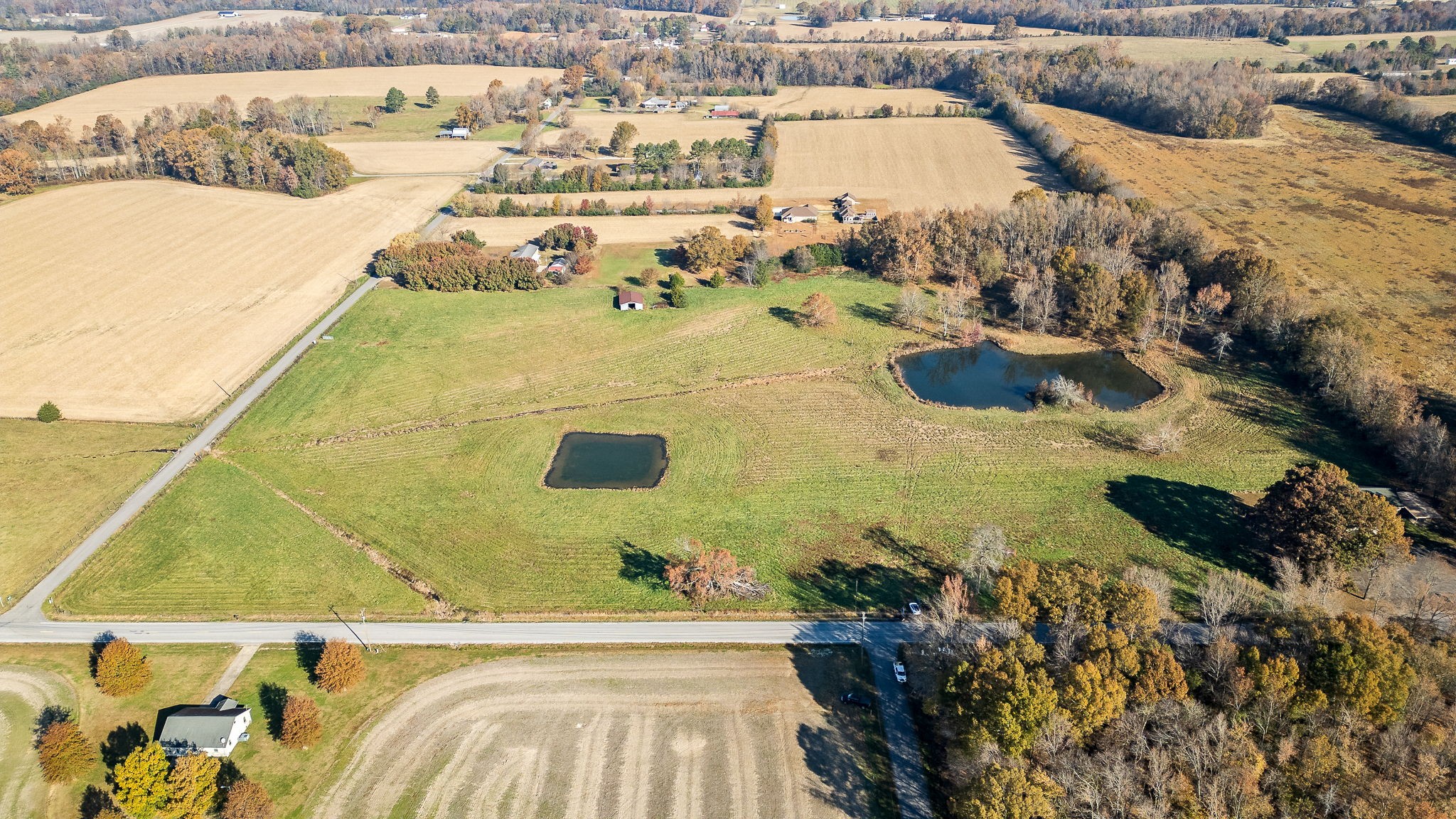 240 Vanntown Road Flintville, TN 37335 - Photo 17 of 23 a view of a swimming pool with a lake view